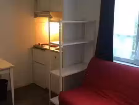 location appartement 1 pièce 16 m² à versailles (78000)