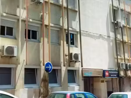 location appartement 1 pièce 25 m² à toulon (83000)