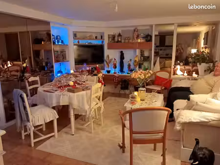 loue t2 rez de villa antibes