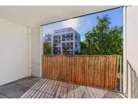t2 - villeurbanne - rue valentin hauy