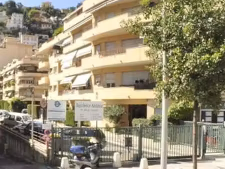 à vendre f1 horloge de cessole nice avec terrasse