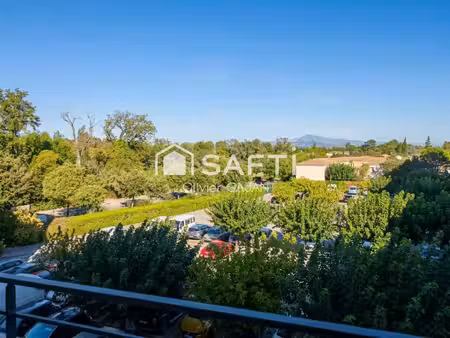 60 m² – vue mont ventoux – résidence fermée avec parc – cave