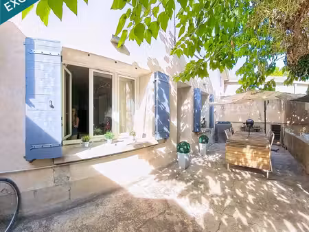 maison de ville rénovée avec jardin et terrasse