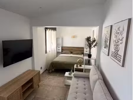 ? à louer – petite maison de ville