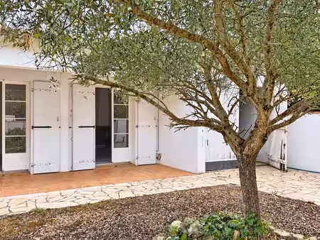 maison à ars-en-ré (17590)
