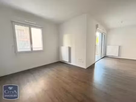 appartement à louer 1 pièce 33.68 m² - floirac (33) - 597€