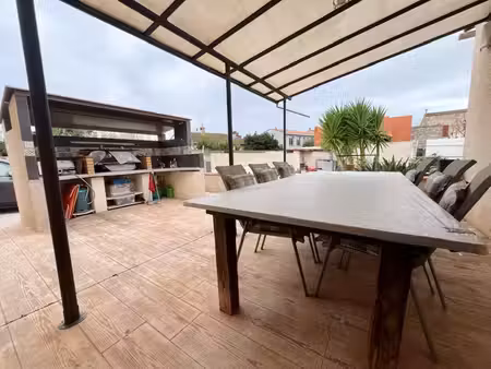 magnifique villa de 130 m² sur un terrain 4 faces de 740 m² au fond d'une impasse calme