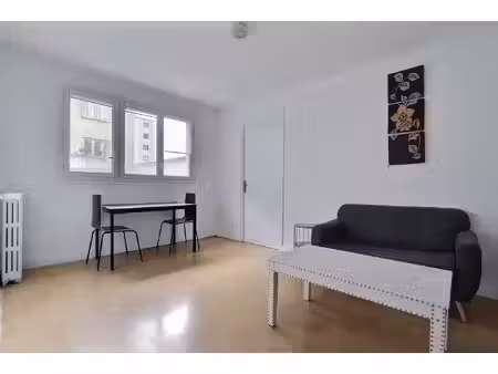 location appartement 2 pièces, 38.41m², aubervilliers