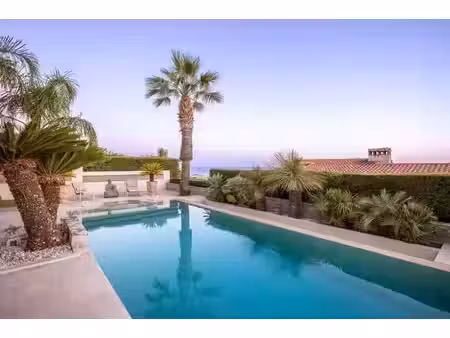 maison de 8 pièces de luxe en vente à nice, france