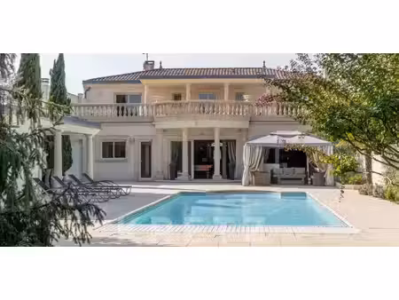 maison avec piscine et terrasse merignac (33)