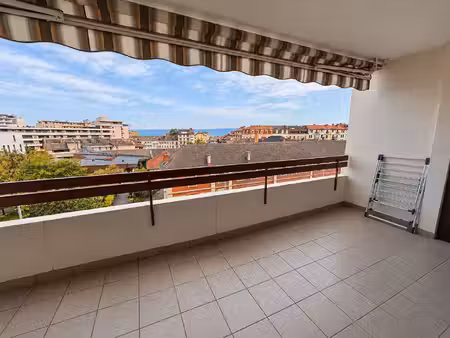 thonon centre - gare / t3 72 m² / balcon / garage / cave