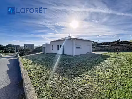maison plumelin 3 pièce(s) 70.70 m2