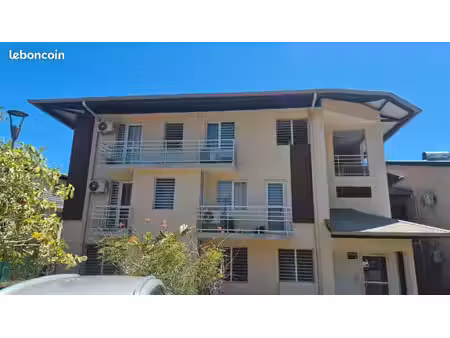 vends appartement t3