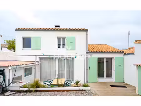 maison de luxe à vendre à rivedoux-plage