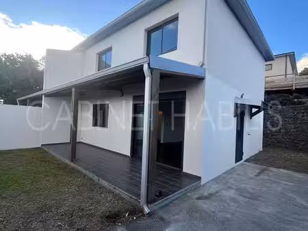 a louer - une maison jumelee f4 de 112 m2 environ - petite-i