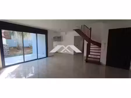 villa f4 saint pierre