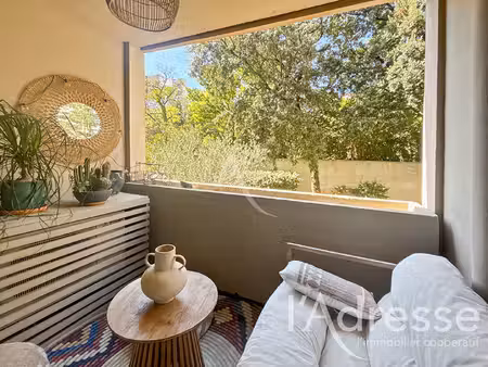 rare à la location meublée ? carré d'or ? duplex t4 avec extérieurs