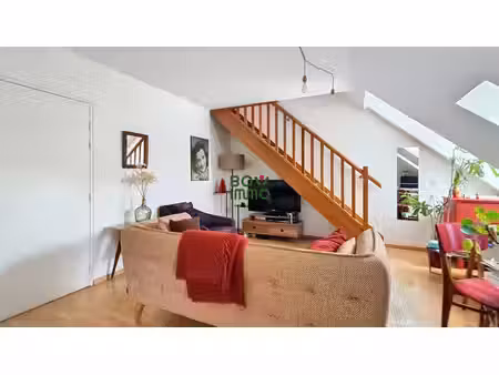 2 pièces en duplex à louer non meublé - rue de bagnolet - paris 20