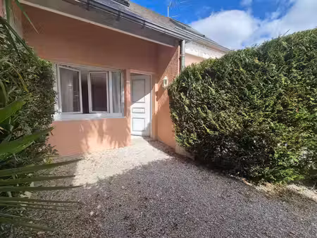 pau - charmant t2 en duplex avec terrasse | secteur trespoey