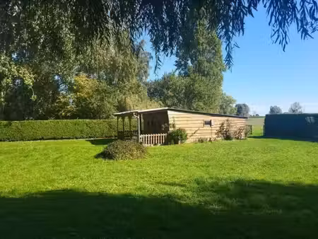 terrain de loisirs dans les marais