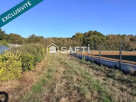 terrain constructible de 1113 m²