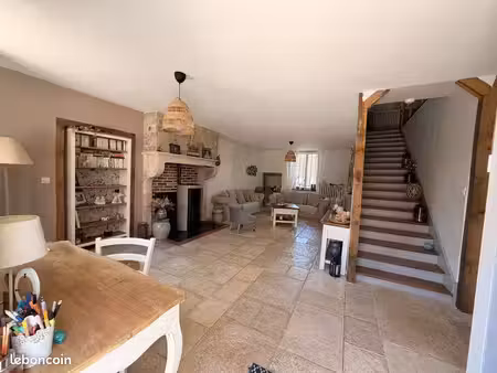 maison entièrement rénové