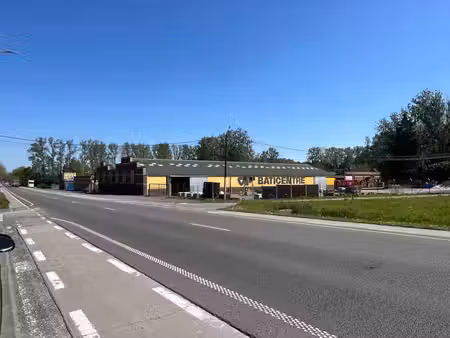 vente d'un complexe commercial. (actuellement exploité par b