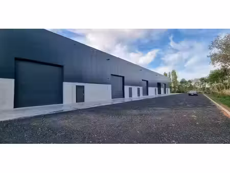 entrepôt à louer à ramskapelle pour € 765