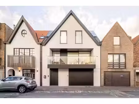 maison neuve avec ascenseur et parking privé
