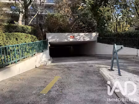 vente parking 15 m²