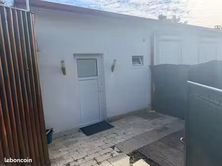 loue studio chelles meublé