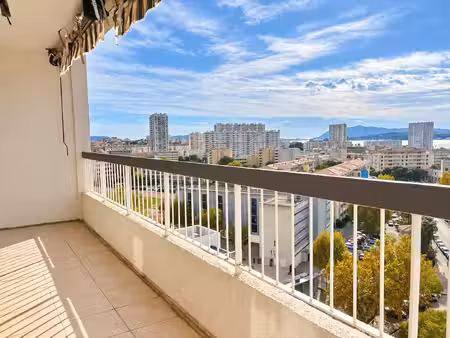 4 pieces 80m2 terrasse vue mer