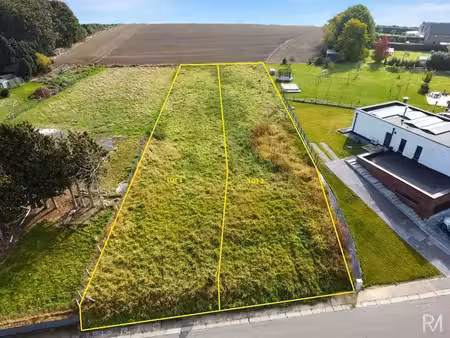 2 belles parcelles à bâtir de 836 m² avec vue sur les champ
