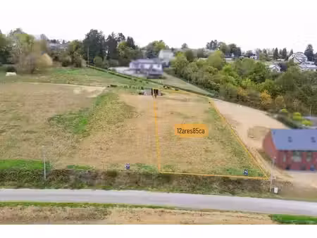 terrain batissable top vue sur la campagne lisogne