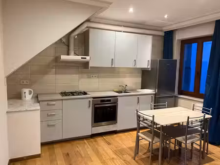 lumineux appartement une chambre dans le quartier européen