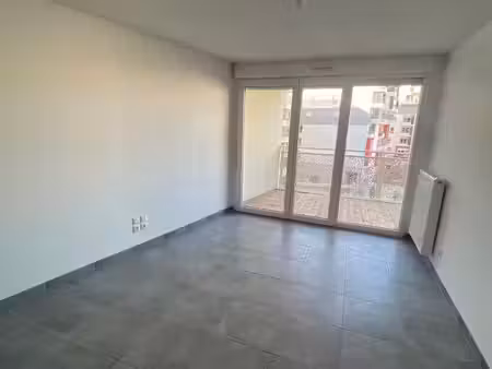 superbe t2 de 42 m² avec loggia et parking – quartier patte d’oie