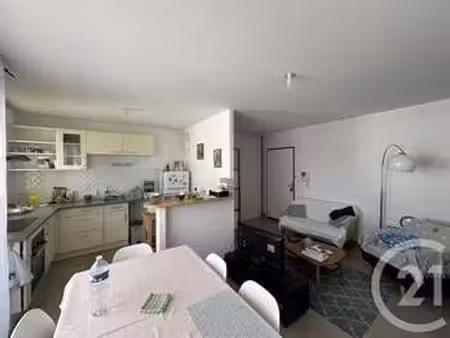 location appartement 3 pièces au mans jaurès (72000) : à louer 3 pièces / 58m² le mans jau