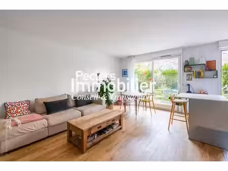 appartement 2p/1ch meublé de 49,36m2, jardin, cave et parking - rueil malmaison
