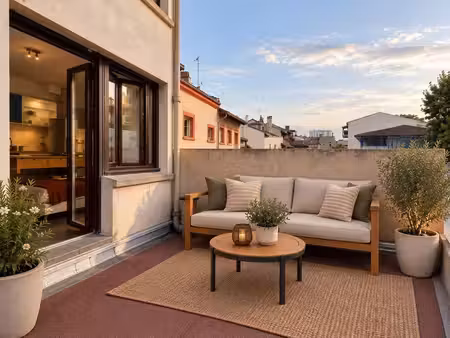 toulouse saint aubin beau studio avec terrasse de plus de 10m² au calme absolu!