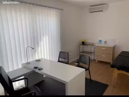 location cabinet medical