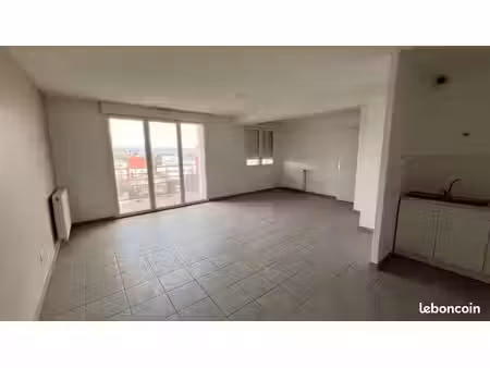 appartement 3 pièces 67 m²