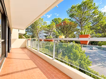 appartement 5 pièces entre centre ville et golf à vendre à saint-raphaël -