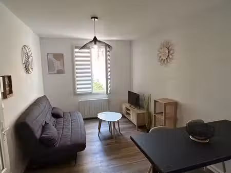 studio meublé entre les ponts à saumur