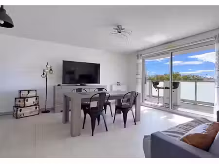 t3 60,55 m² - résidence récente 2019 - balcon sud - climatisation - ascenseur - toulon oue