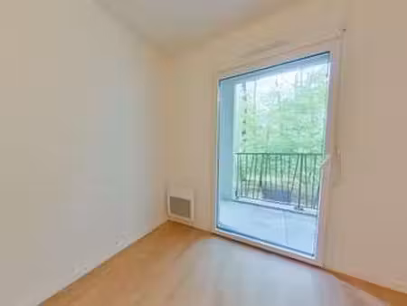 location appartement 2 pièces à tours (37000) : à louer 2 pièces / 39m² tours