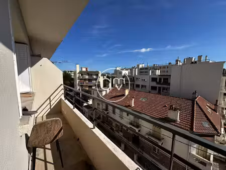 location appartement 2 pièces 48m² toulon 83100