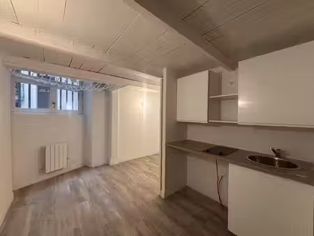 nouveaute lyon 1 opéra - cœur presqu'ile - 36m2 carrez - destination commerciale