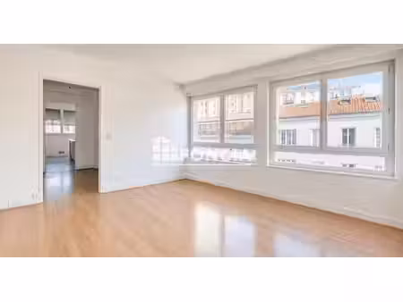 montrouge – 3 pièces de 63 m² – calme, luminosité et ascenseur