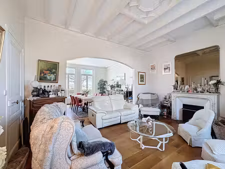 maison de maître 11 pièces 217 m2