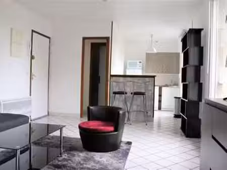 location appartement 2 pièces meublé au havre (76600) : à louer 2 pièces meublé / 40m² le 